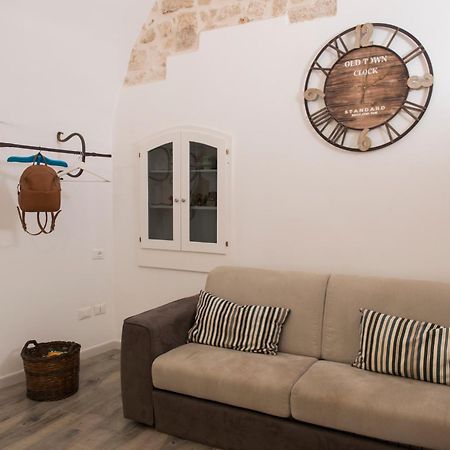 A Casa Di Lavinia Appartement Monopoli Buitenkant foto