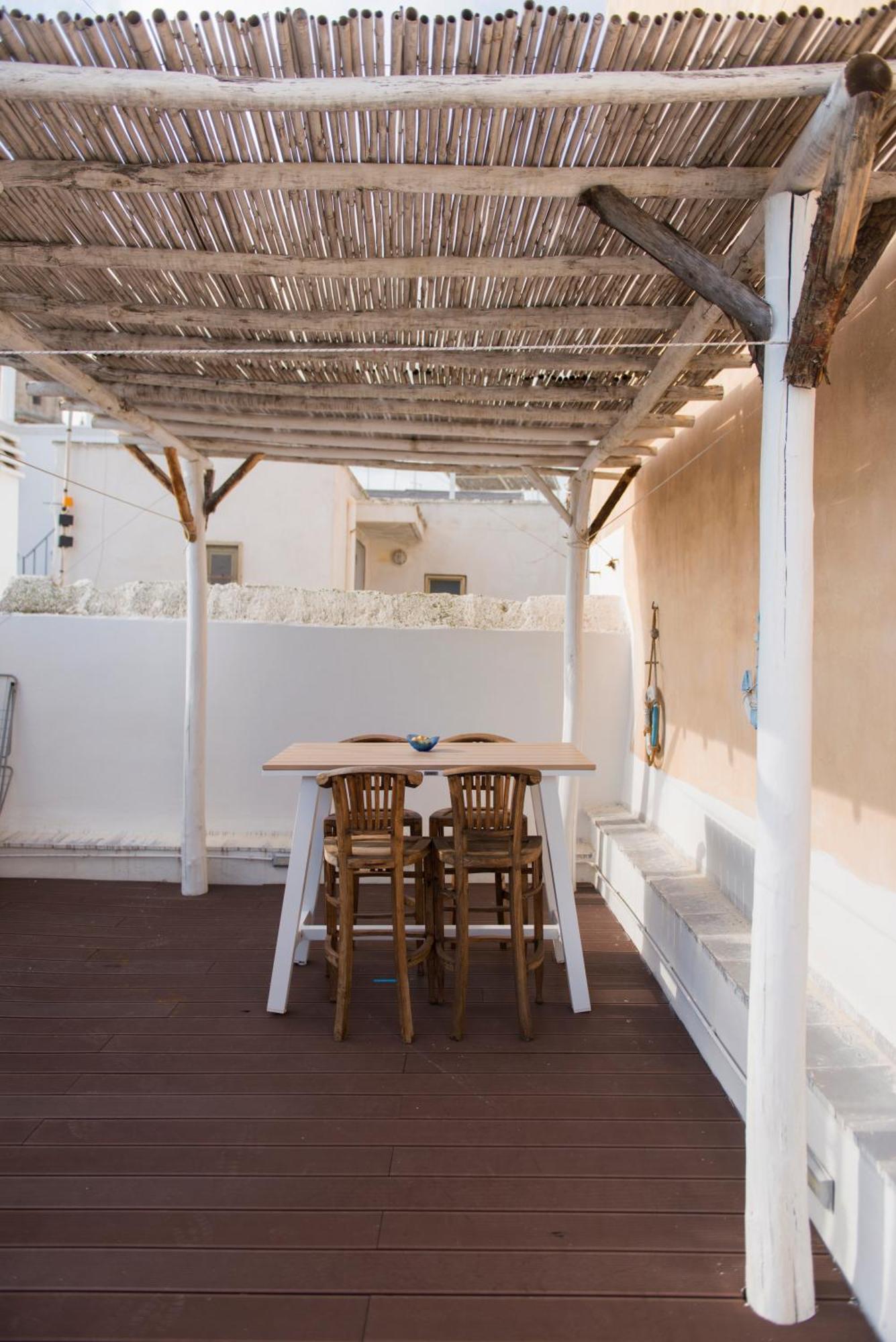 A Casa Di Lavinia Appartement Monopoli Buitenkant foto