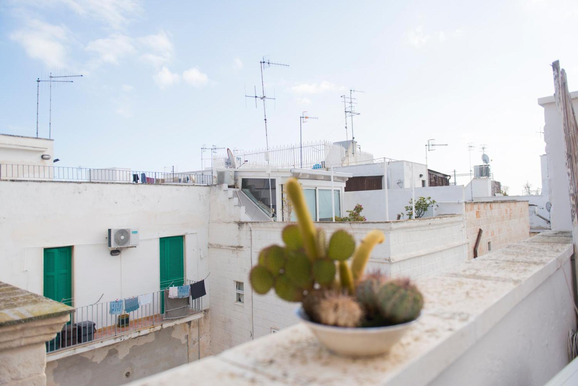 A Casa Di Lavinia Appartement Monopoli Buitenkant foto